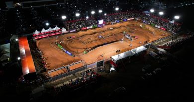 Norte-americano vence a primeira etapa do Arena Cross Brasil