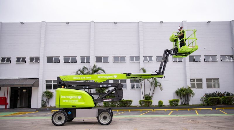 Plataformas elevatórias trazem opção para trabalho em altura