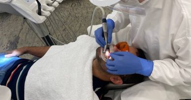 Facetas e coroas de porcelana revitalizam a estética dental