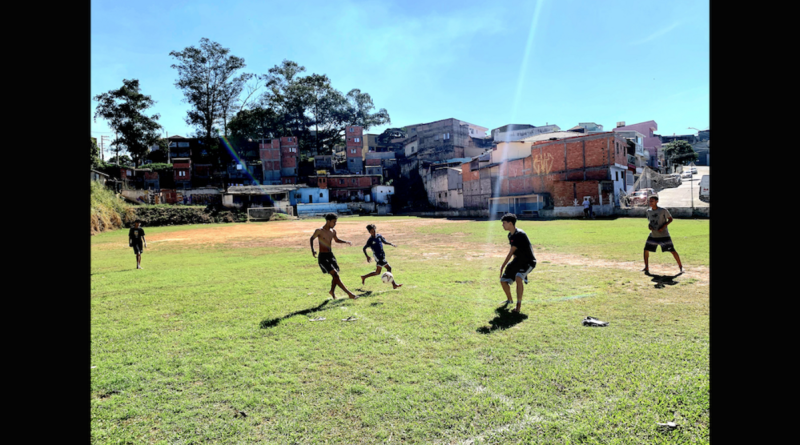 Biblioteca Parque Villa-Lobos recebe exposição de jovens das periferias