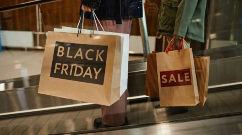 Consciência ao comprar ajuda no orçamento na Black Friday